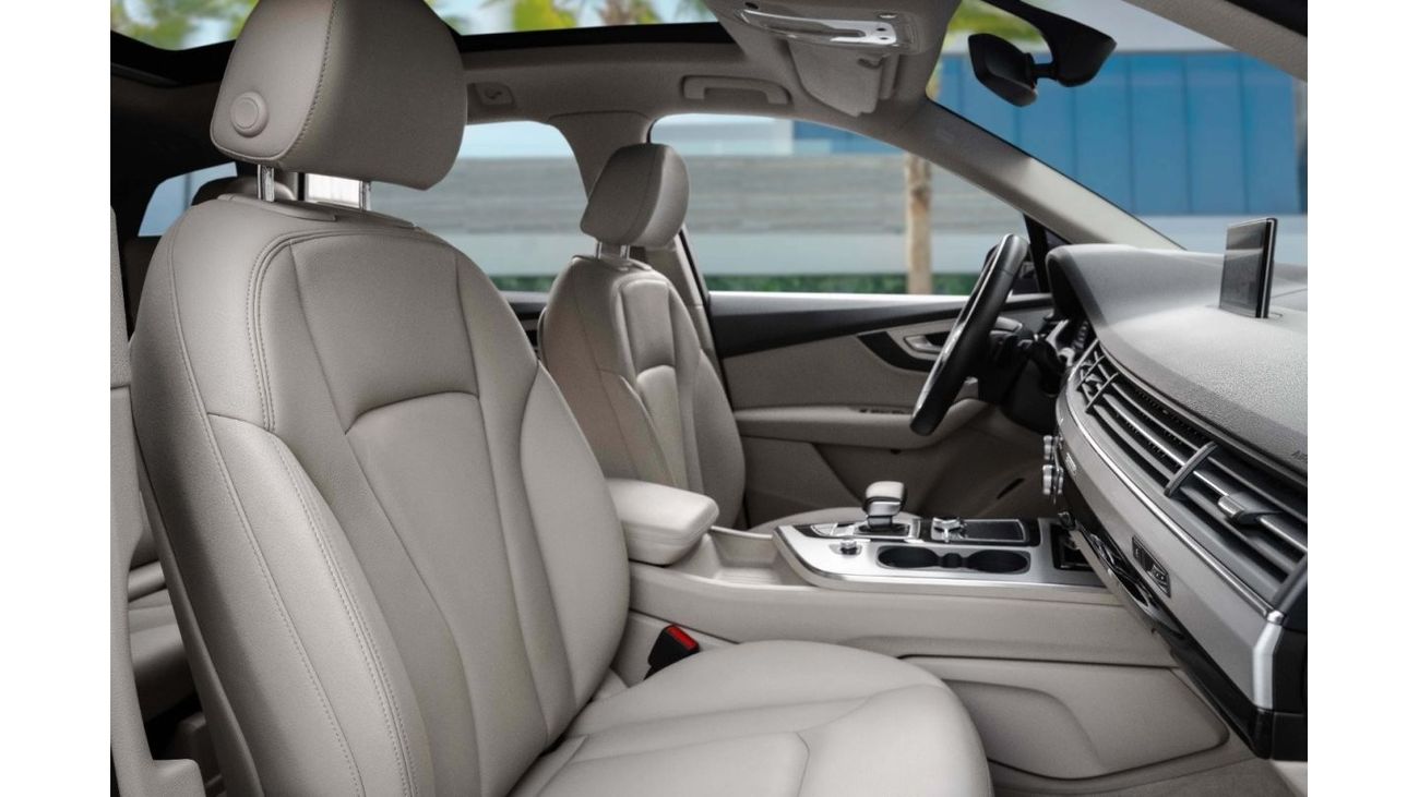 أودي Q7 40 TFSI quattro | 2,840 P.M  | 0% Downpayment | Pristine Condition!