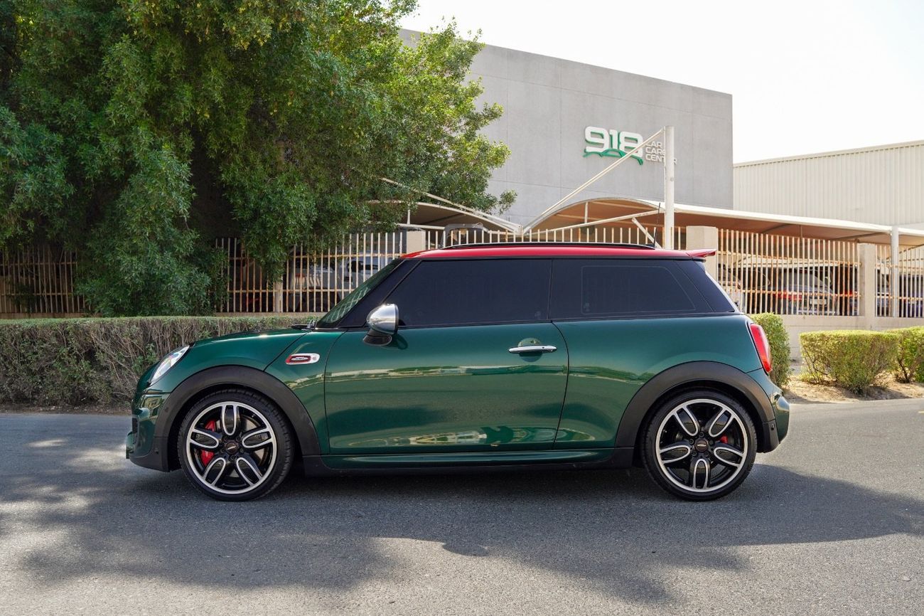 Mini Cooper John Cooper Works 2.0L (231 HP)