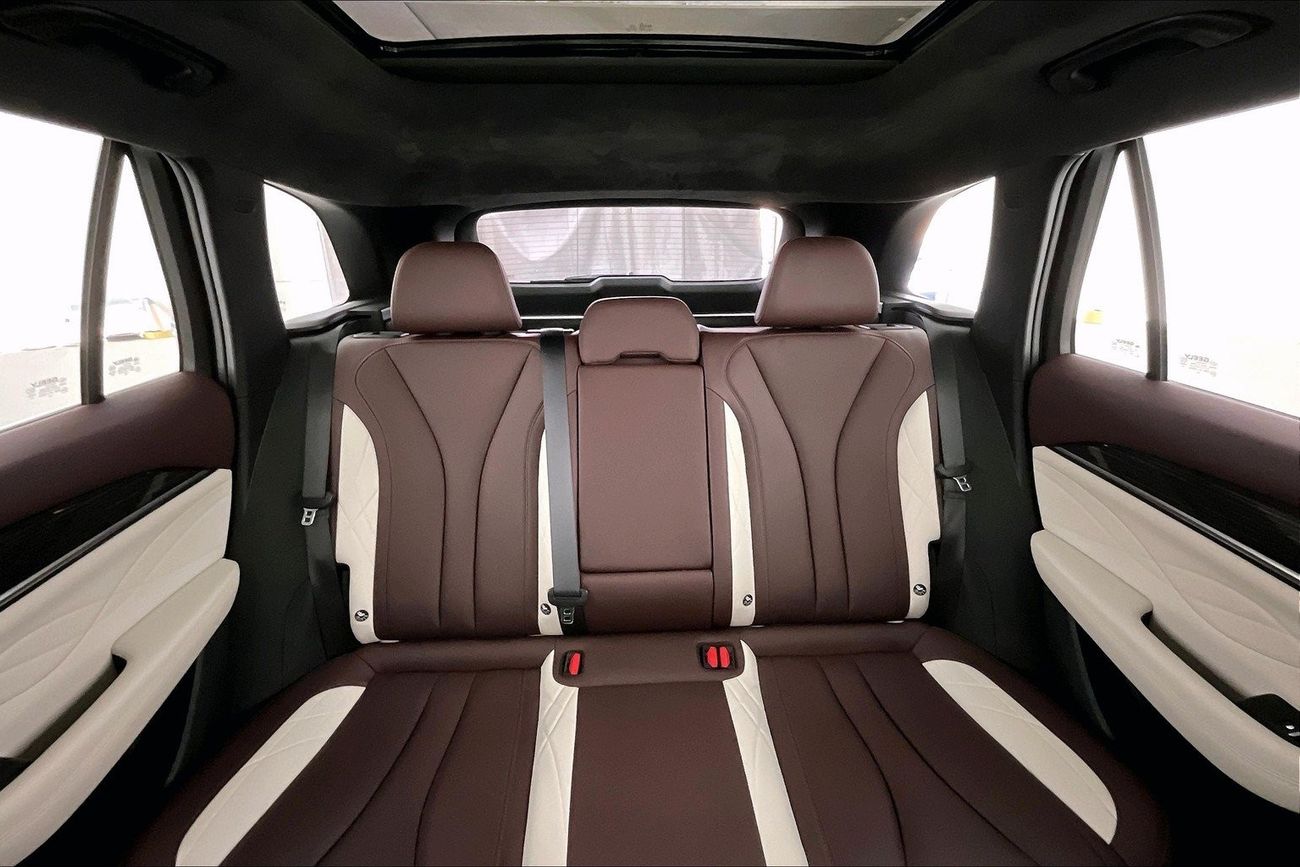 Mitsubishi Outlander GLX Midline | 1 year free warranty | 0 Down Payment