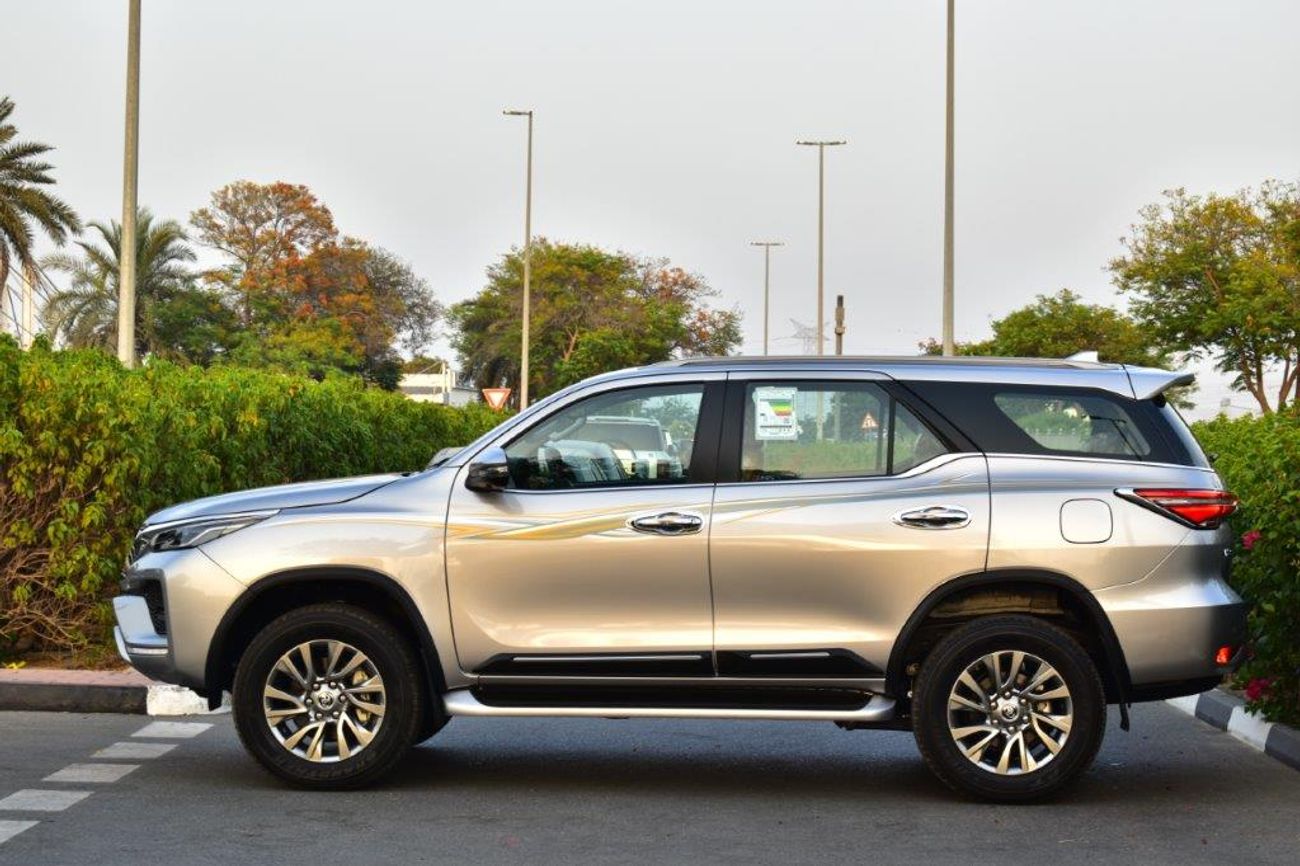 تويوتا فورتونر 2024 MODEL TOYOTA FORTUNER VXR LIMITED  V6 4.0L 4WD 7-SEATER AUTOMATIC
