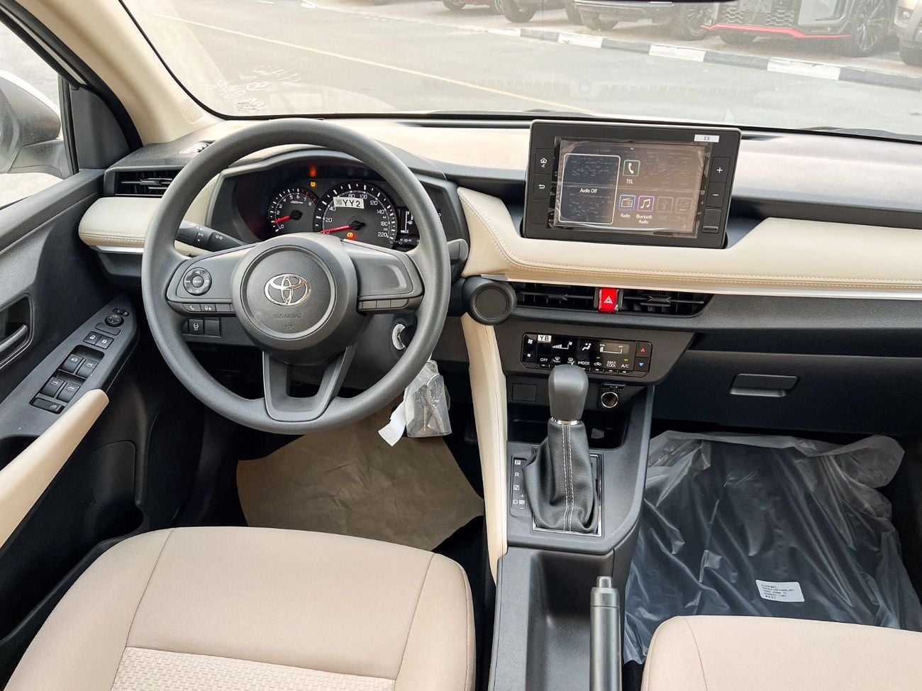 تويوتا يارس EXPORT PRICE - Toyota Yaris E STD 1.5L