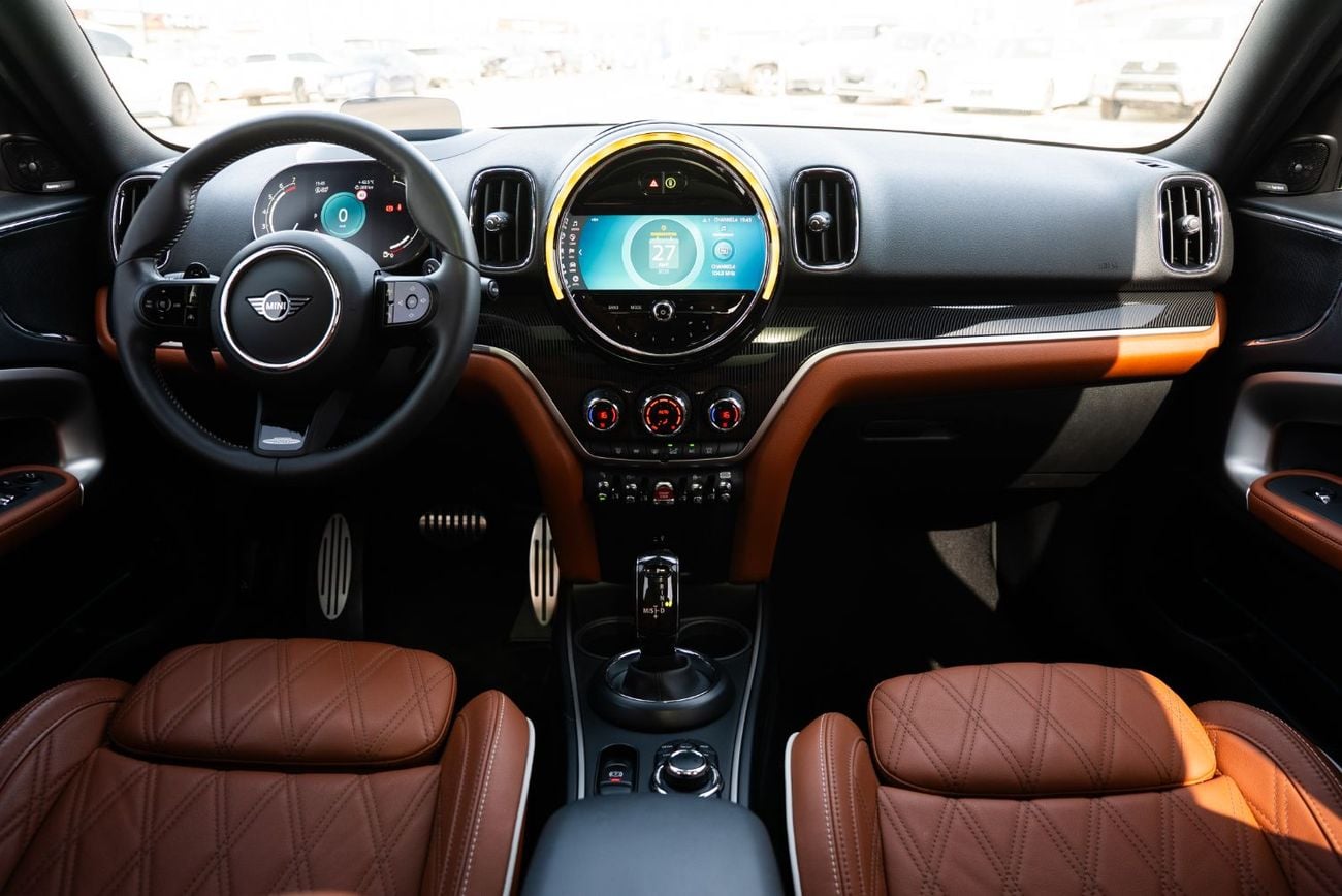 Mini Cooper S Countryman JCW Kit Agency Warranty Full Service History 2024 GCC 2.0L Turbo