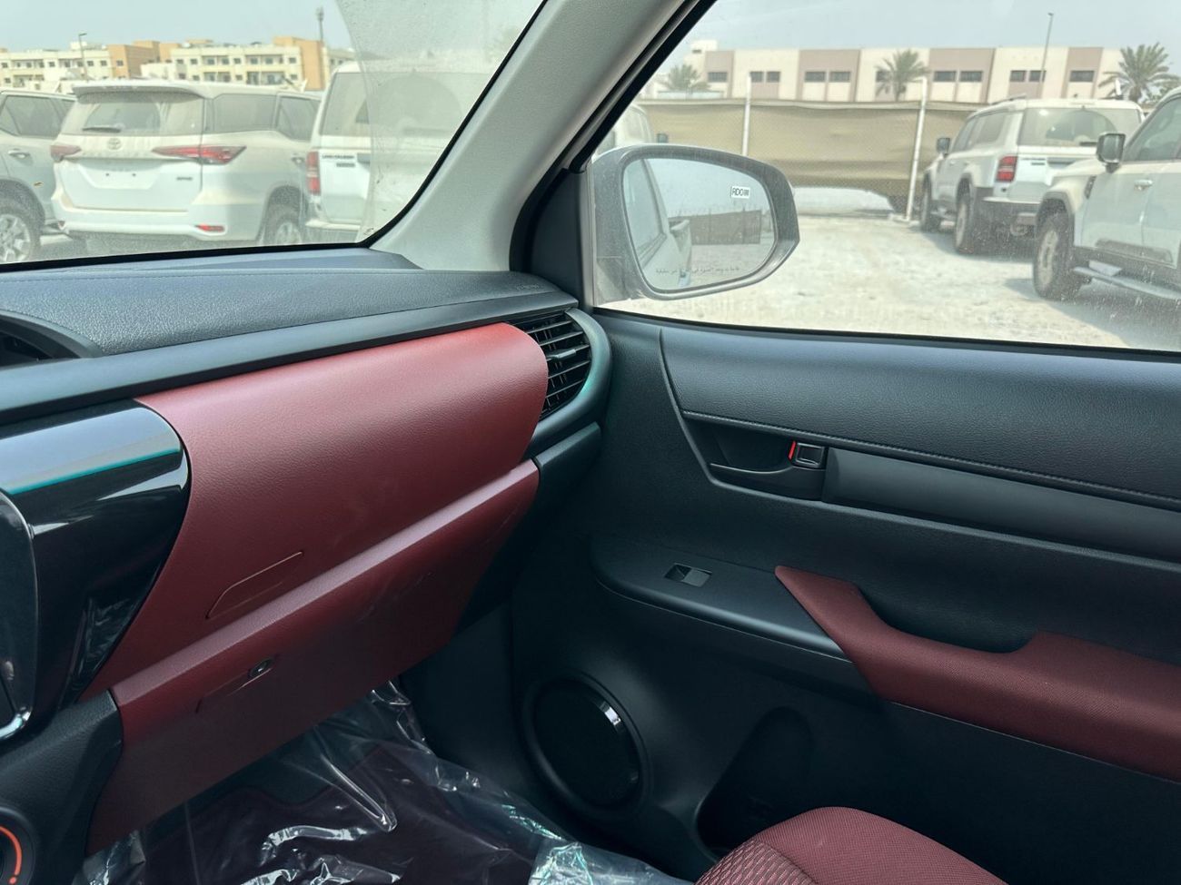 Toyota Hilux GL Short 2.7L TOYOTA HILUX S/C SWB 2.7 GLS-G