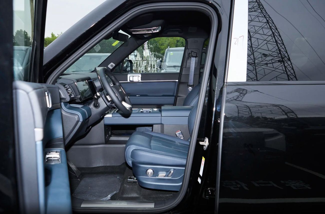 بي واي دي ليوبارد تيتانيوم 7 190KM Four-Wheel Drive Ultra Edition