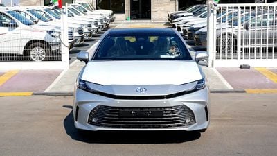 Toyota Camry LUMIERE HEV Lumiere HYBRID GCC Spec