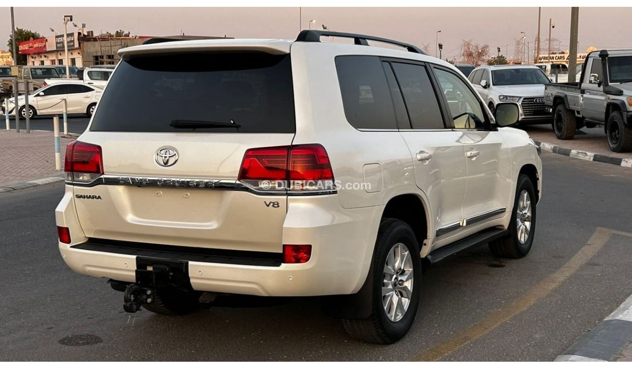 تويوتا لاند كروزر