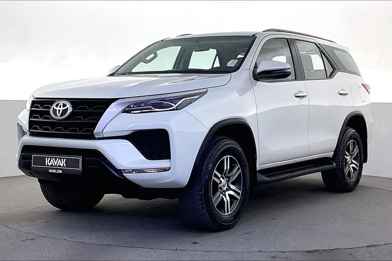 تويوتا فورتونر EXR | شامل الضمان | 0 ﺪﻔﻋﺓ ﺃﻮﻟﻯ