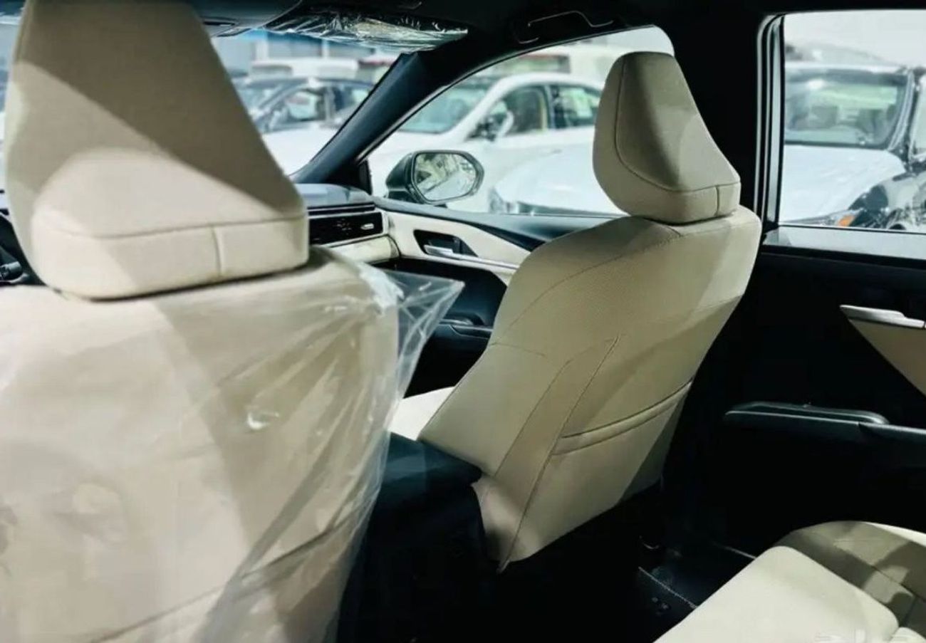 Toyota Camry 2.5L HYBRID 2024 GCC