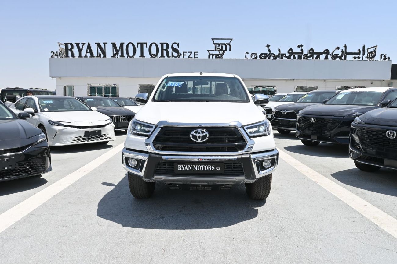تويوتا هيلوكس Toyota Hilux SR5 GLXS 2.7L Petrol, Automatic 4WD, Model 2025, Color White