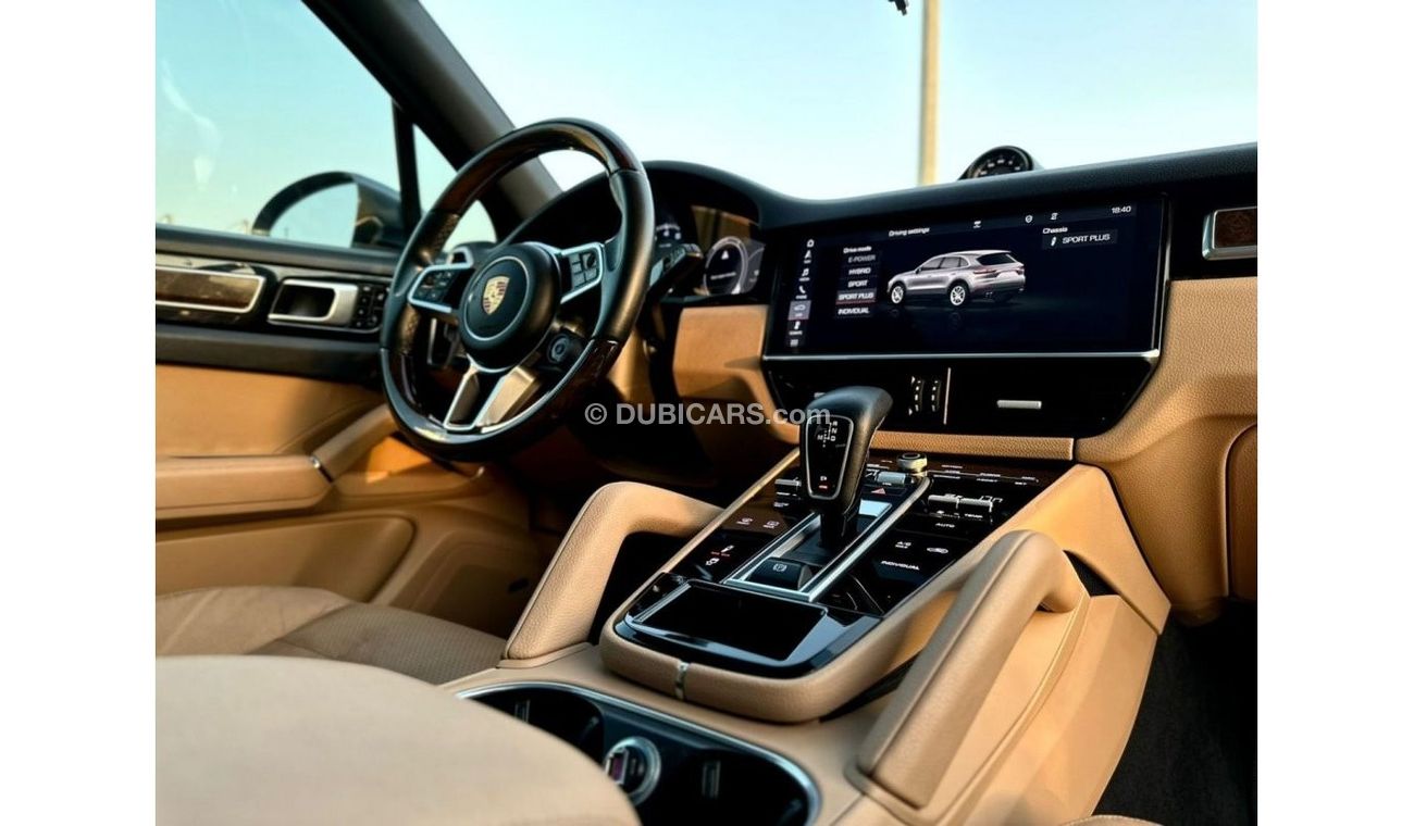 Porsche Cayenne PORSCHE Cayenne e-hybrid MODEL 2019 GCC