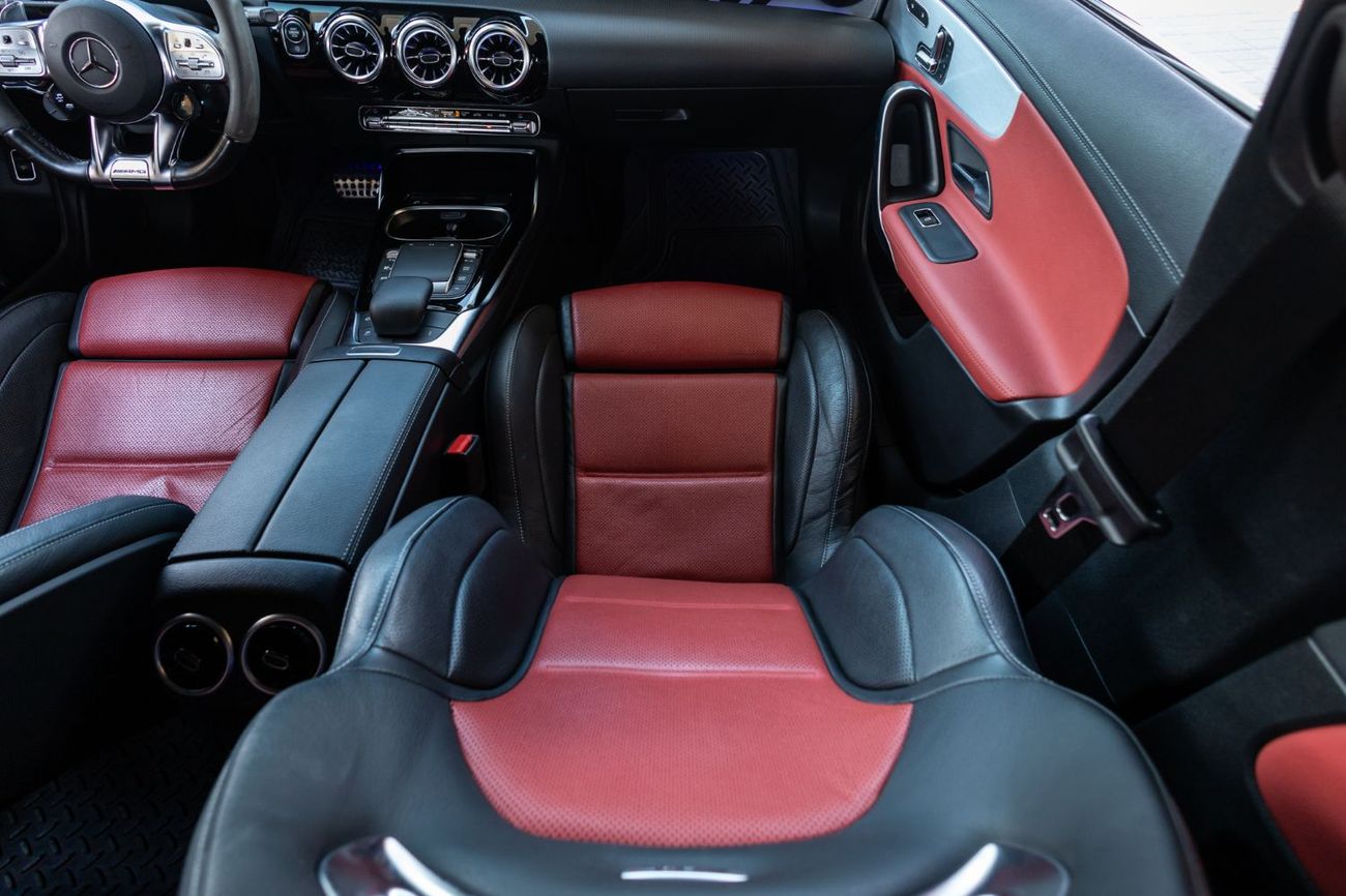 Mercedes-Benz CLA 35 AMG 4MATIC