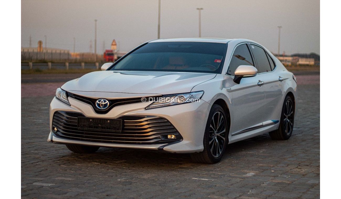 Toyota Camry Limited Toyota Camry hybrid Model : 2020 Price: 90,000 dirhams  Mileage: 58,000 km  Gulf specificati