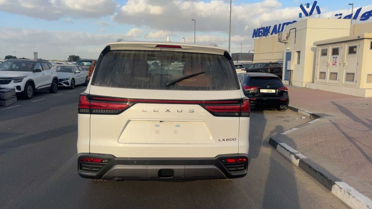 لكزس LX 600 2026 LEXUS LX600 3.5L VIP 25 SPEAKER"- 22"ALLOY BRAMD NEW 0KM