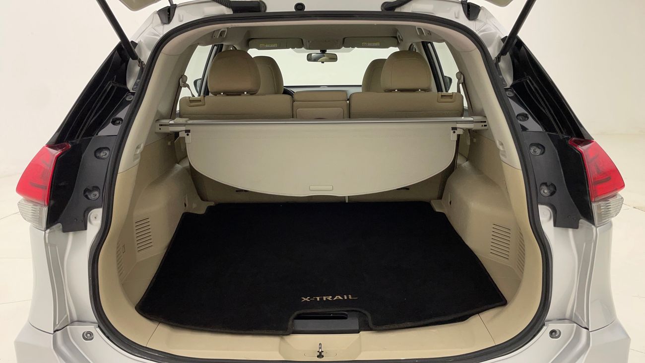 نيسان إكس تريل S 2.5 | بدون دفعة مقدمة | اختبار القيادة في المنزل