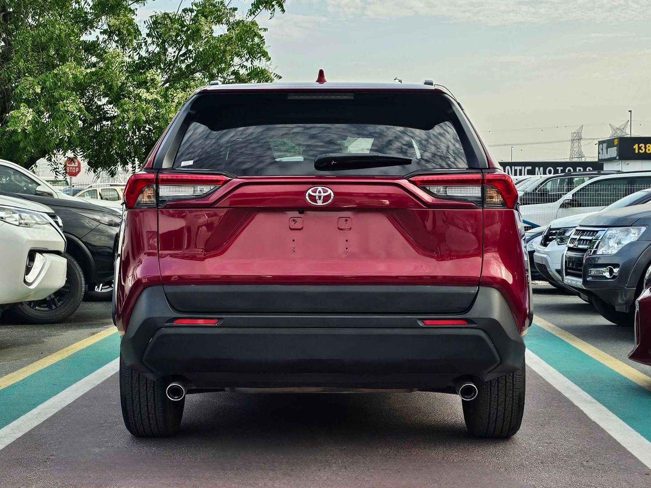 تويوتا راف ٤ LE/ LOW MILEAGE/ ORG AIRBAG/ DVD CAMERA/ RIMS/ LOT# 36355