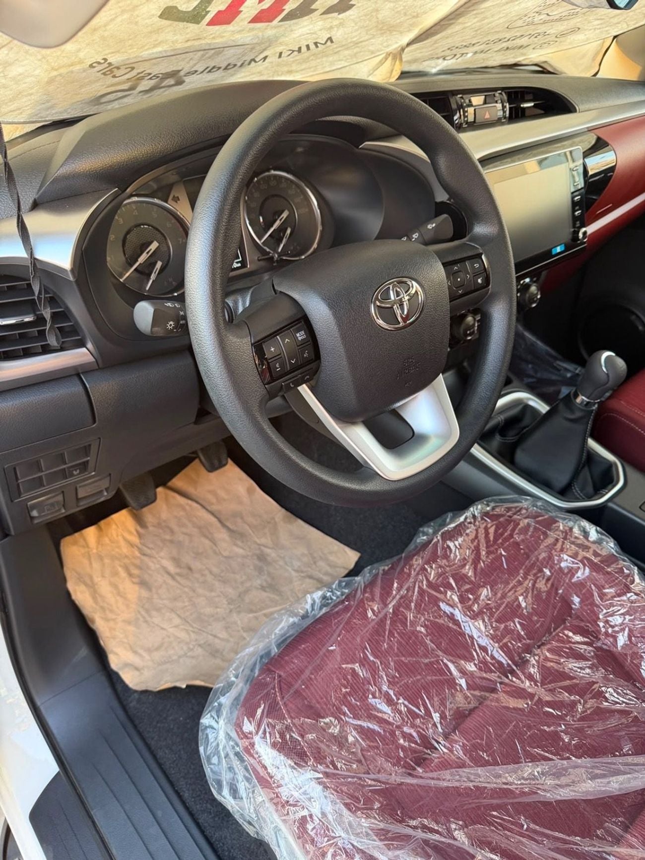 Toyota Hilux SR5 ( Gcc ) Hilux 2.7 Manual || Push start 2026