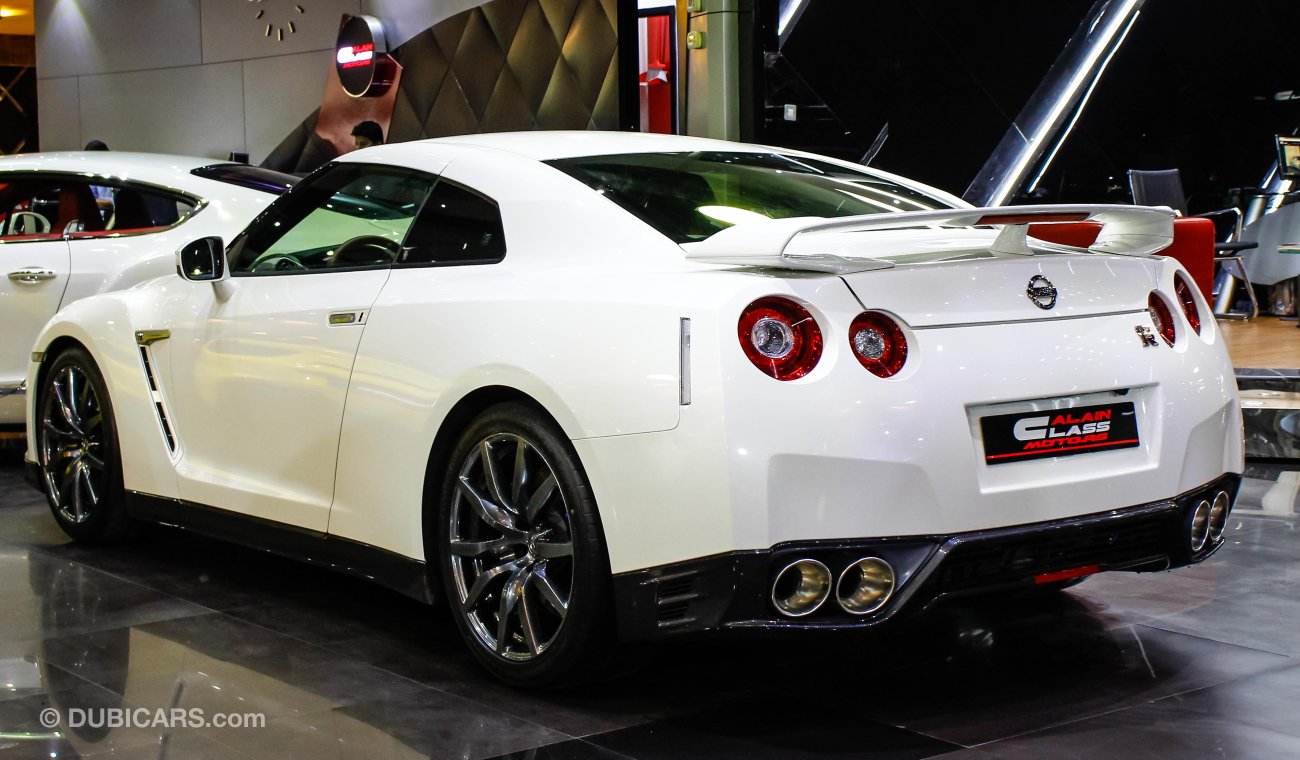 Nissan GT-R