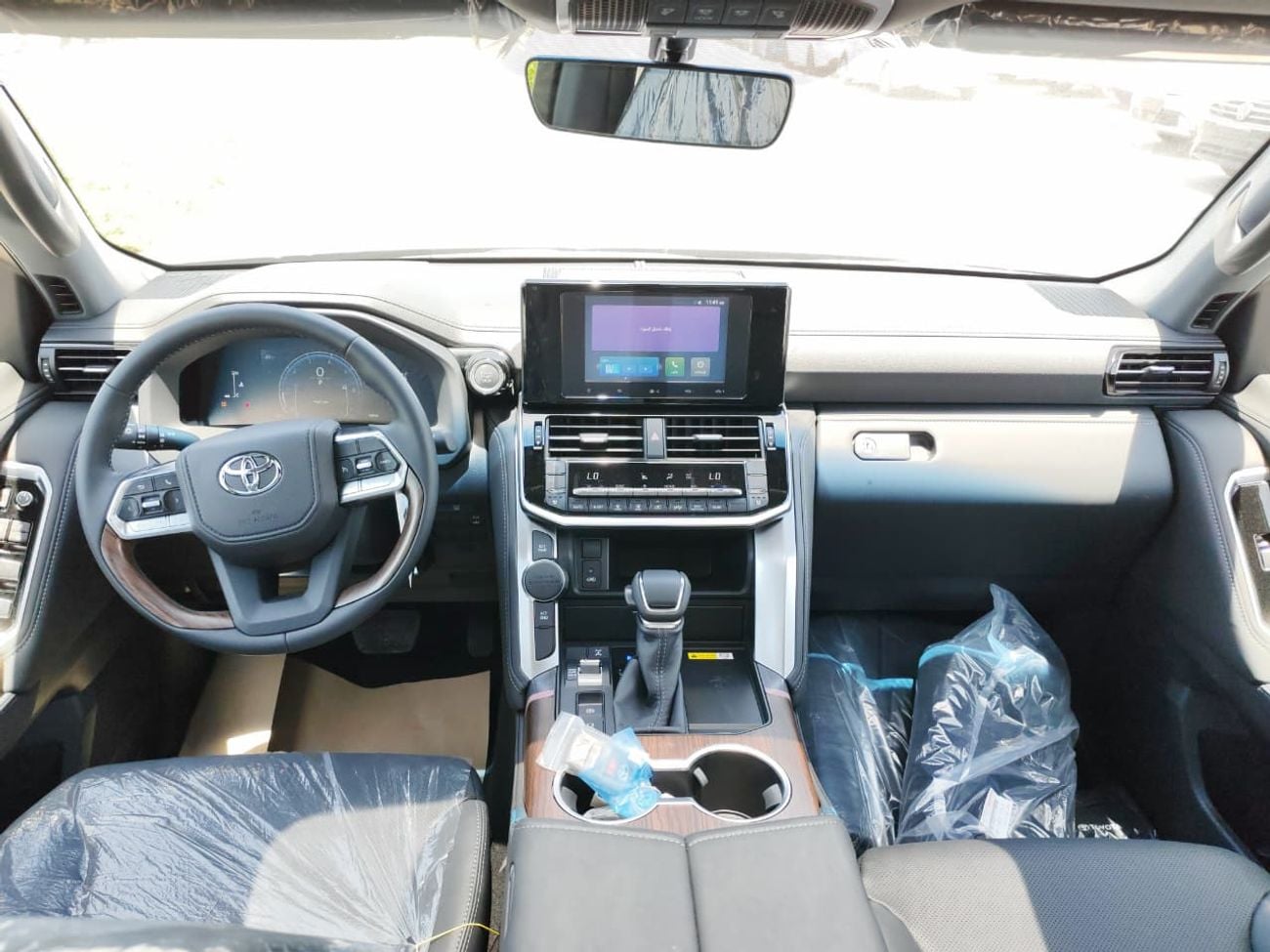 Toyota Land Cruiser 2026 Toyota Land Cruiser LC300 GXR High Option with Sunroof 4.0L V6 Petrol A/T 4WD Export Only