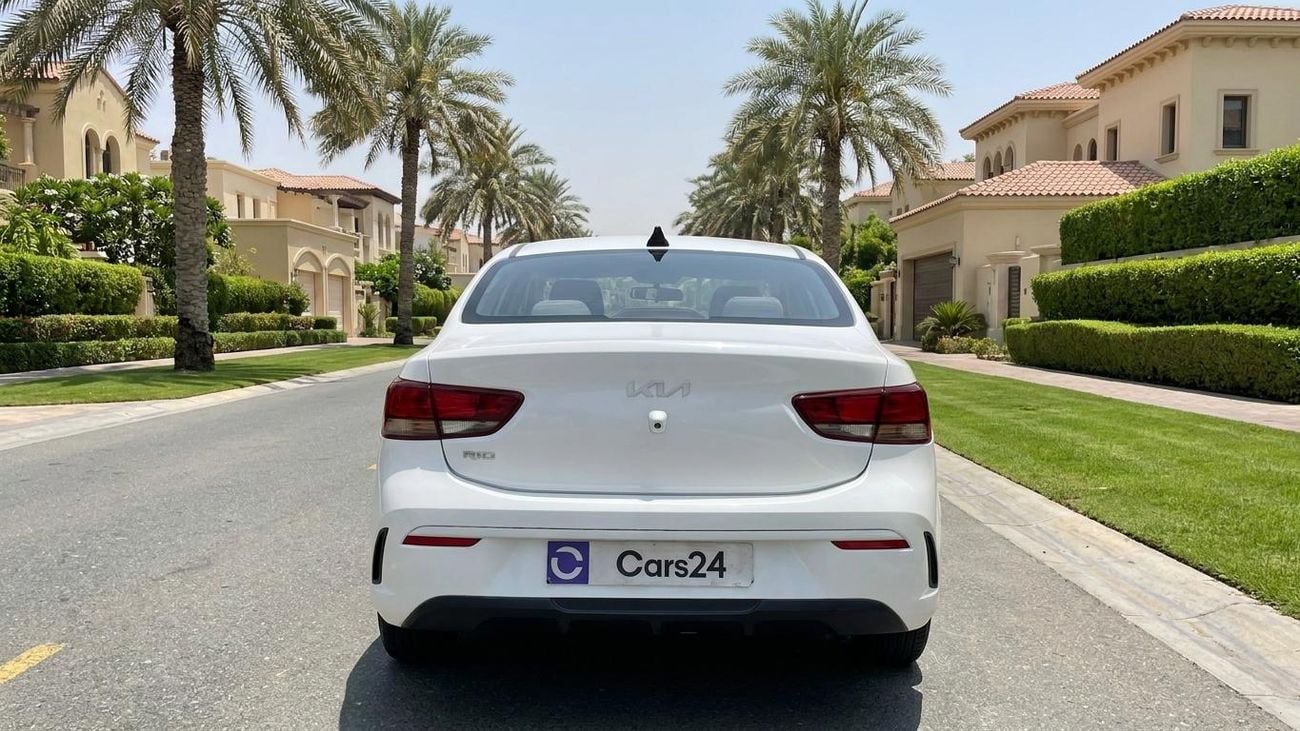 كيا ريو LX كارس24 هي سوق ضخم للسيارات المستعملة موثوق ومضمون ٪كارس24 هي سوق ضخم للسيارات المستعملة موثوق ومضمون