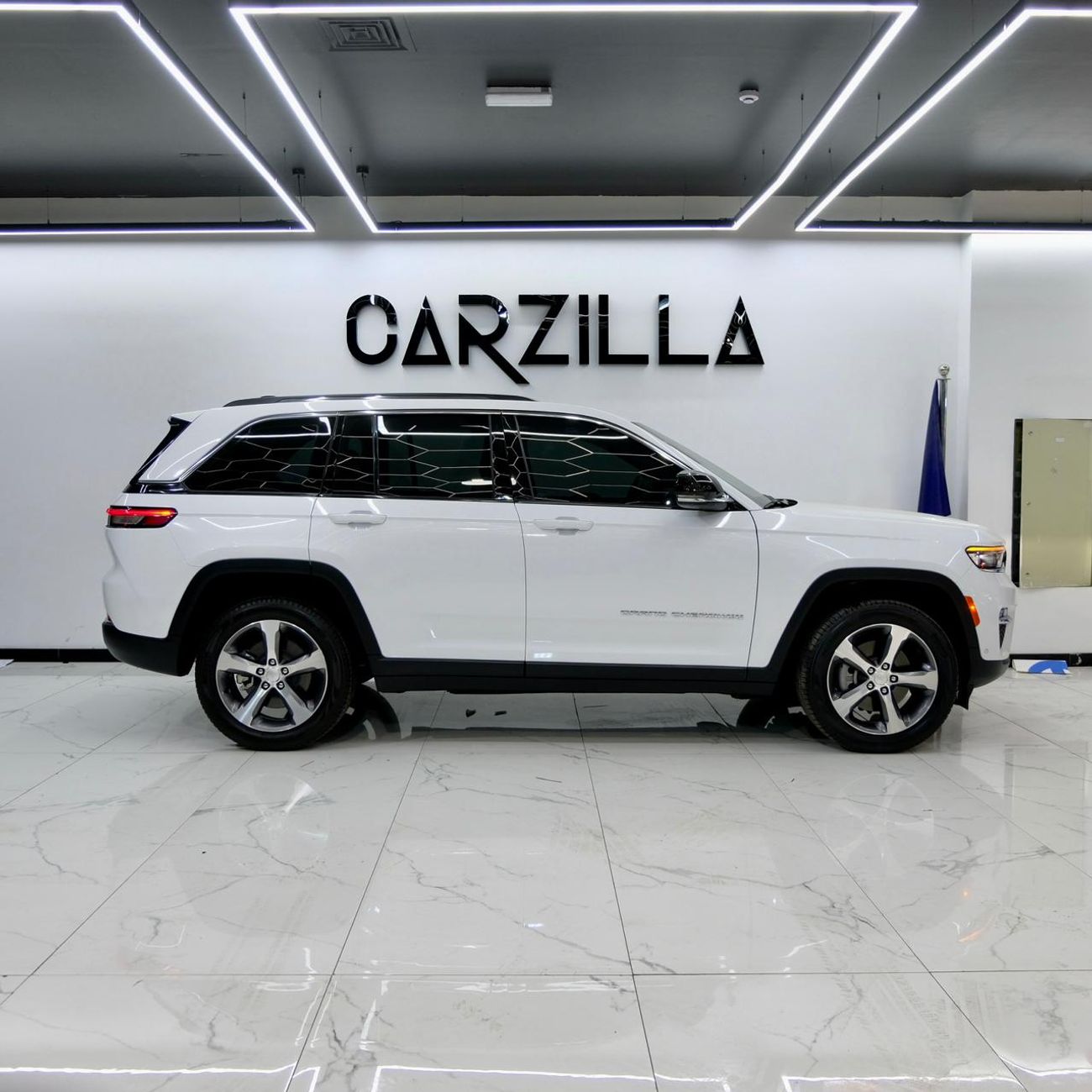 جيب جراند شيروكي Limited 3.6L