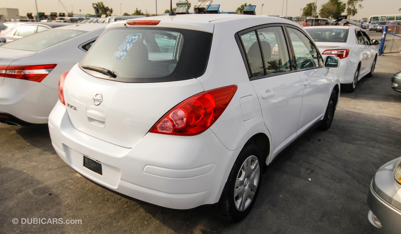 Nissan Versa