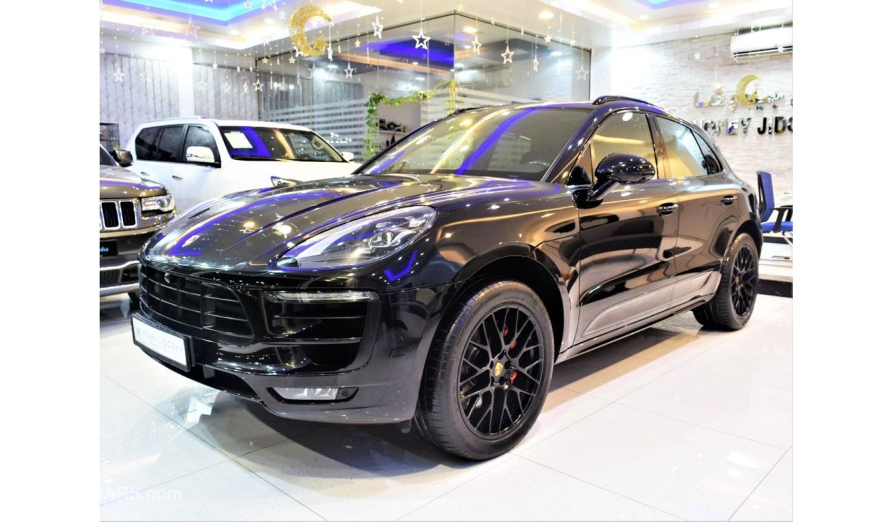 Porsche Macan GTS AMAZING Porsche Macan GTS 2017 Model!! in Black Color! GCC Specs With Warranty