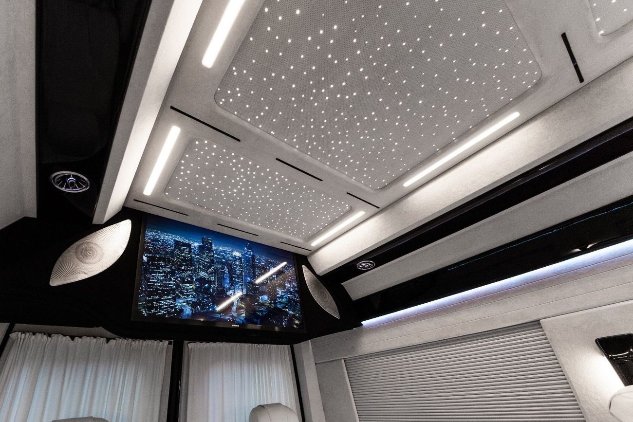 جي أم سي سافانا ERTEX LUXURY CAR DESIGN CO. 30TH YEAR EDITION