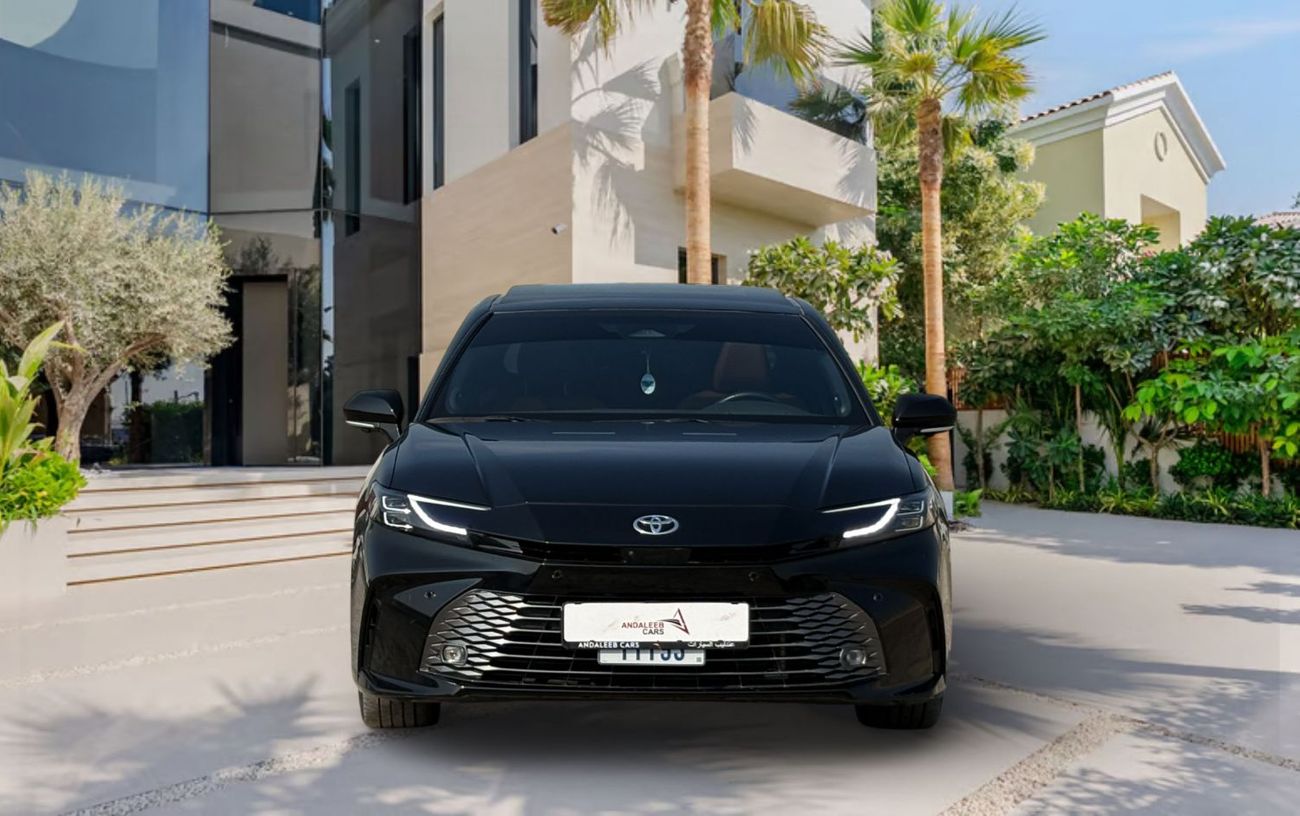 تويوتا كامري LUMIERE 2.5L HYBRID A/T | 2025 | GCC SPECS | AED 2,150 per month