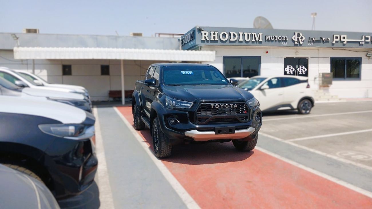 تويوتا هيلوكس Toyota Hilux GR 2.8L Diesel 2025YM