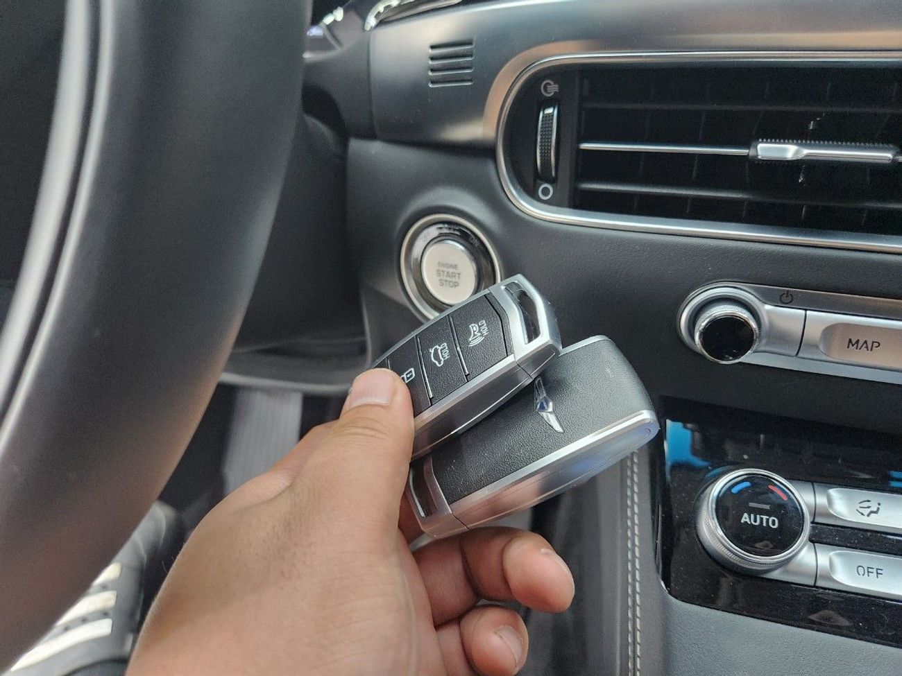 جينيسس G90 Platinum 3.8L RWD