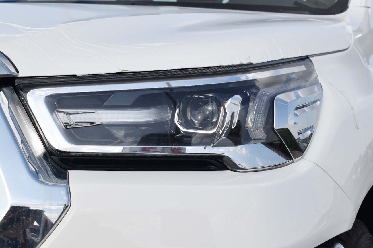 تويوتا هيلوكس GLX 2.7L Double Cab Utility 4WD A/T