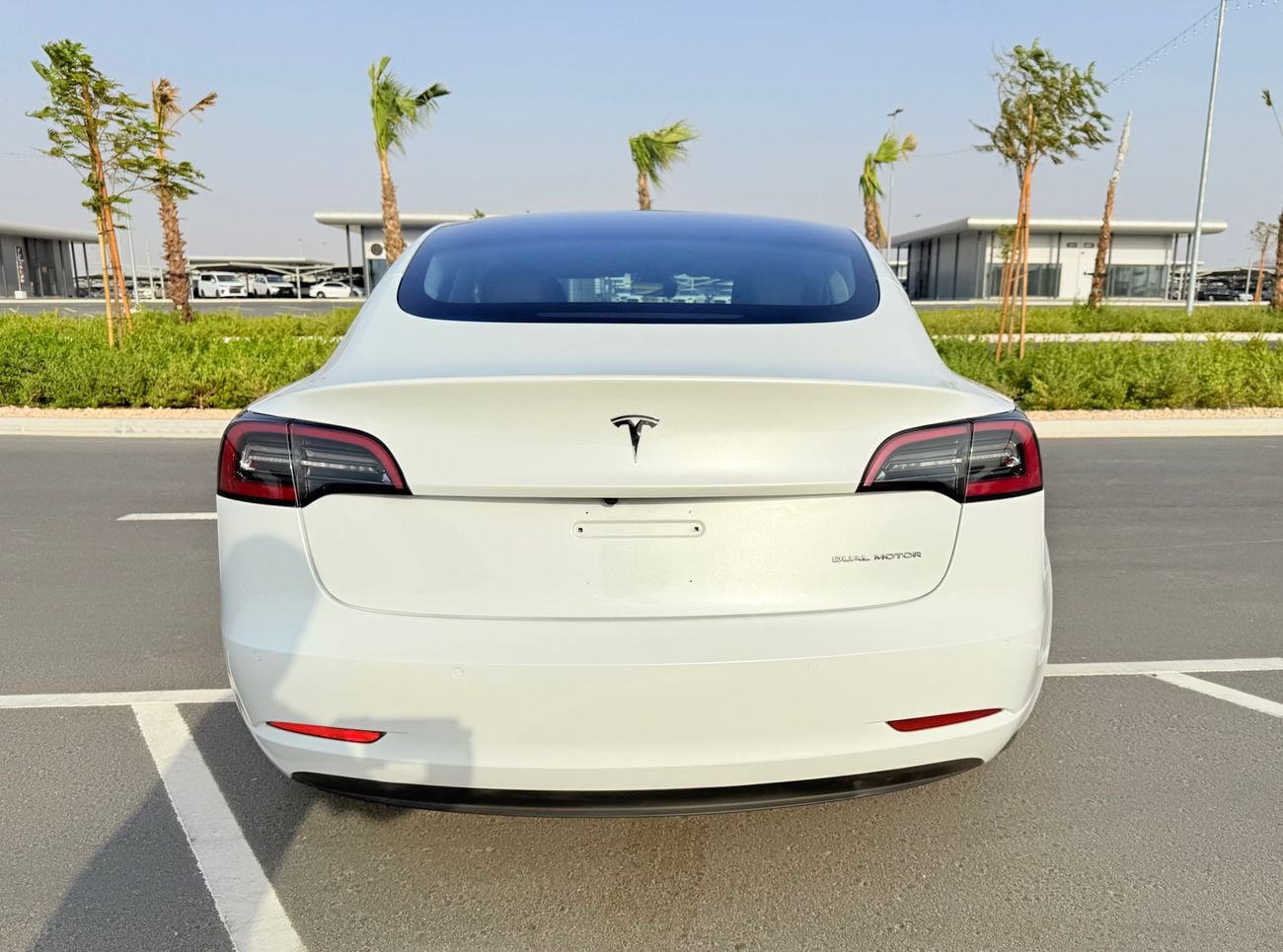 Tesla Model 3 LONG RANGE