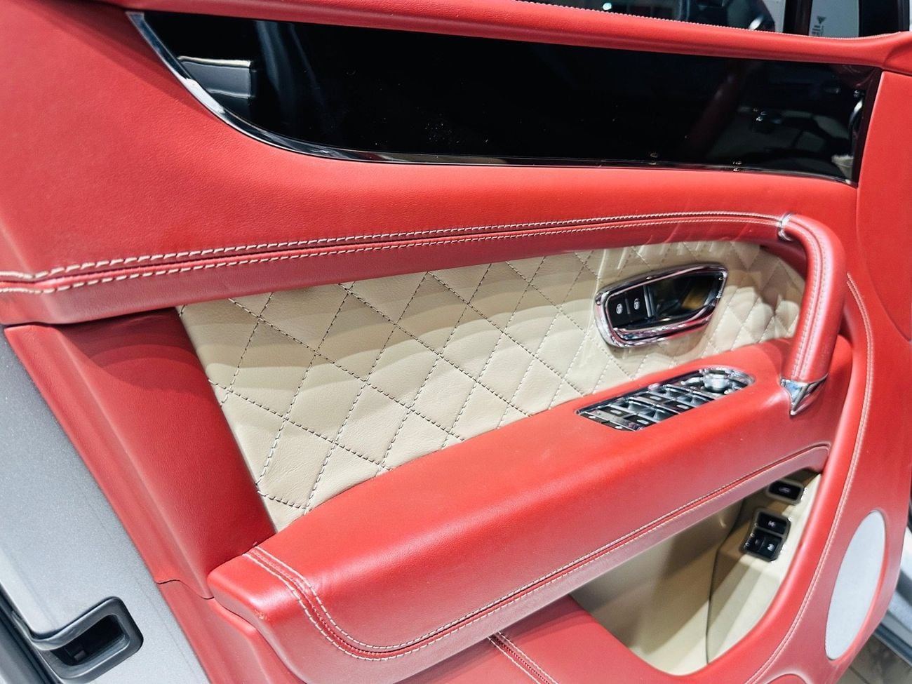 Bentley Bentayga SIGNATURE