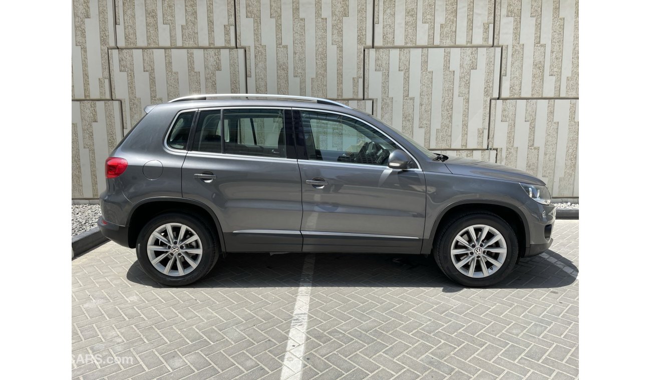 Volkswagen Tiguan SE 2000