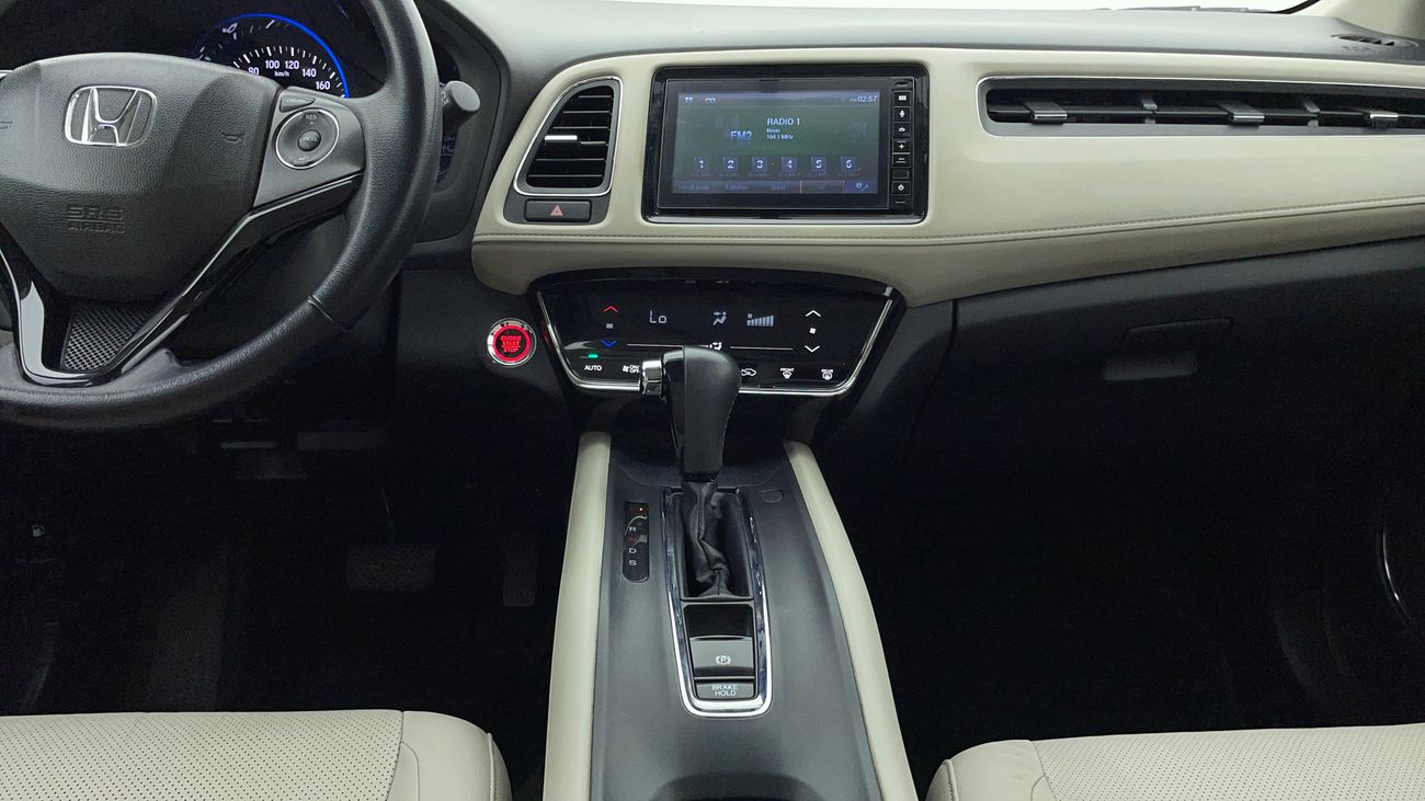 هوندا HRV EX 1.8 | بدون دفعة مقدمة | اختبار قيادة مجاني للمنزل