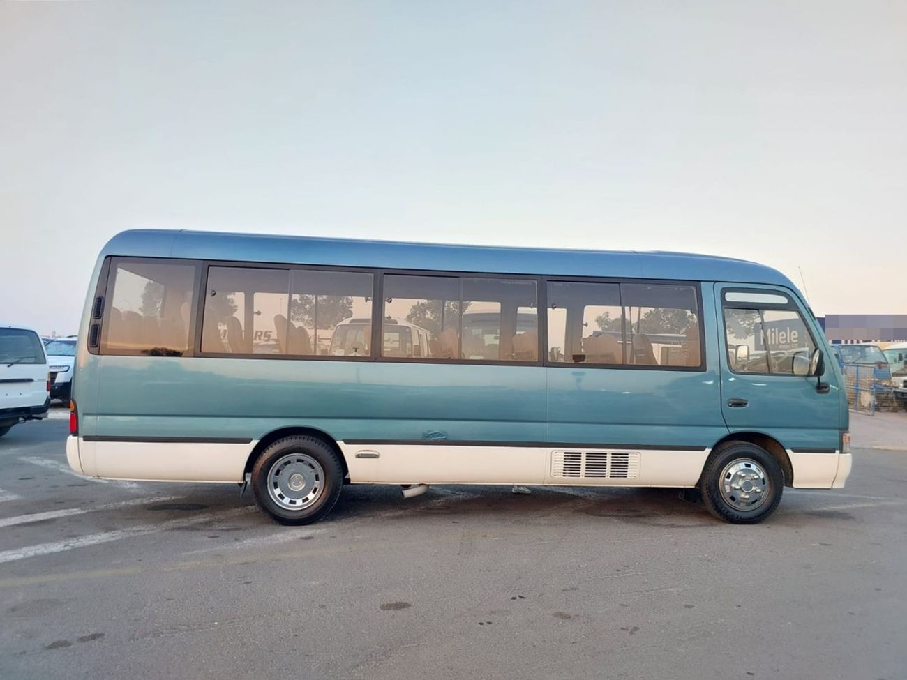 تويوتا كوستر TOYOTA COASTER BUS RHD 1997 MODEL 4.1 L DIESEL AUTOMATIC(PM04646)