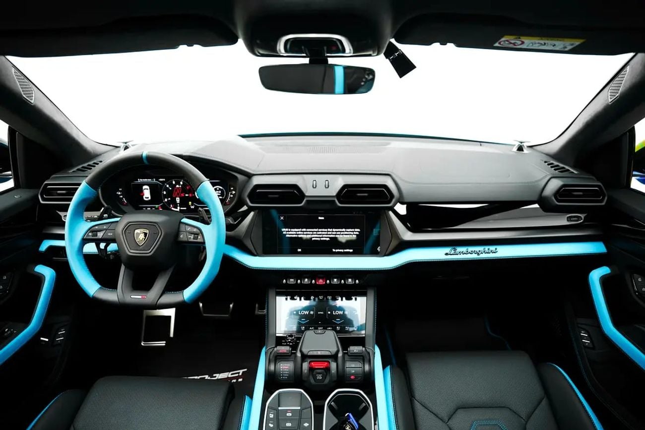 Lamborghini Urus SE 4.0T V8 Hybrid SE