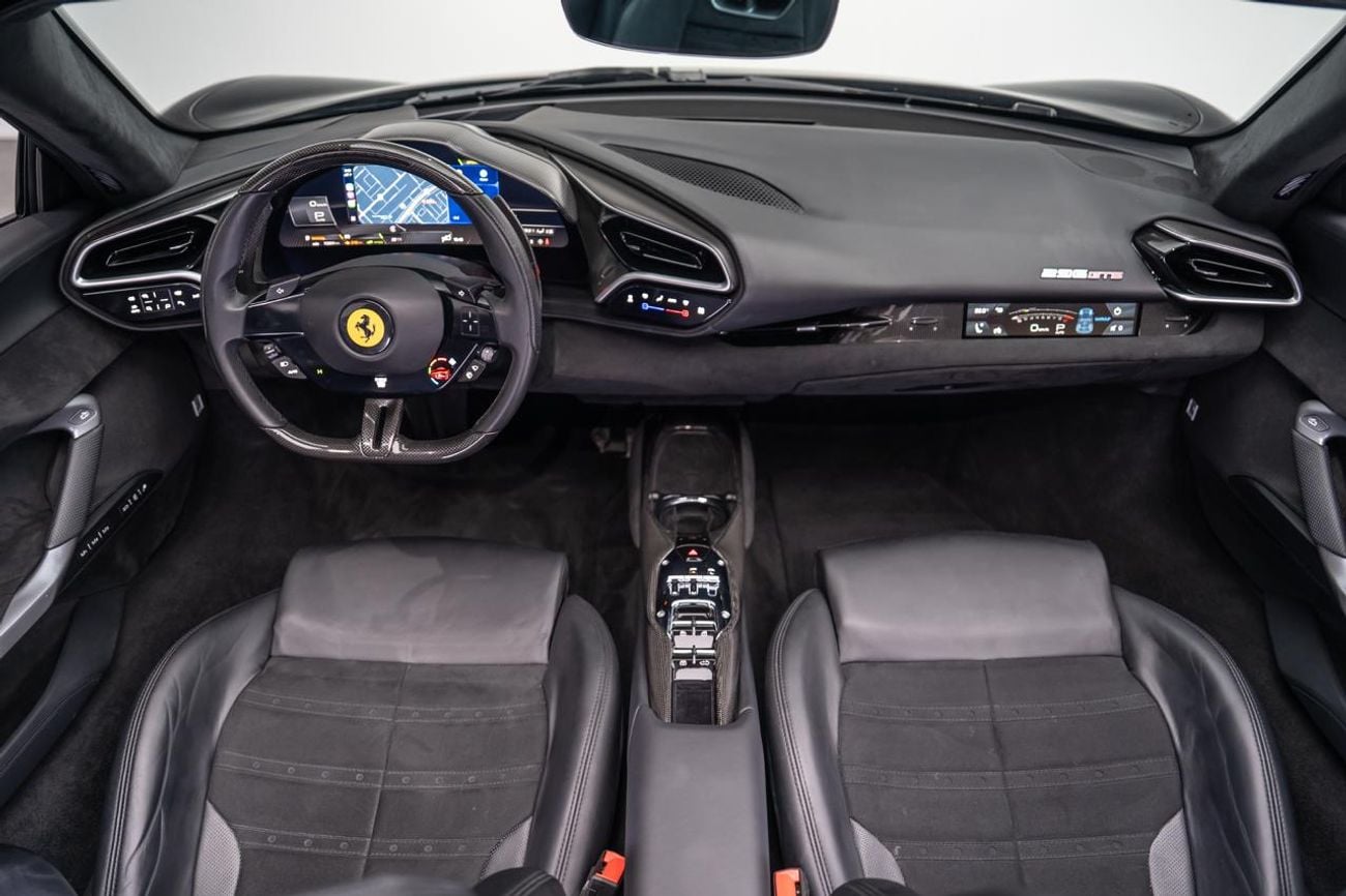 فيراري 296 GTB GTS