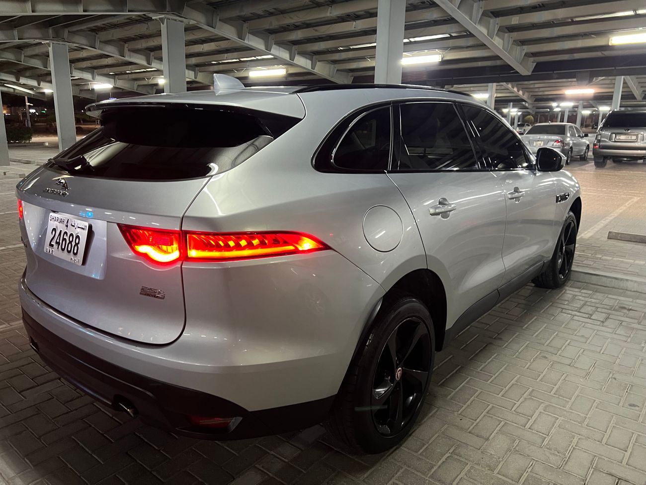 Jaguar F Pace