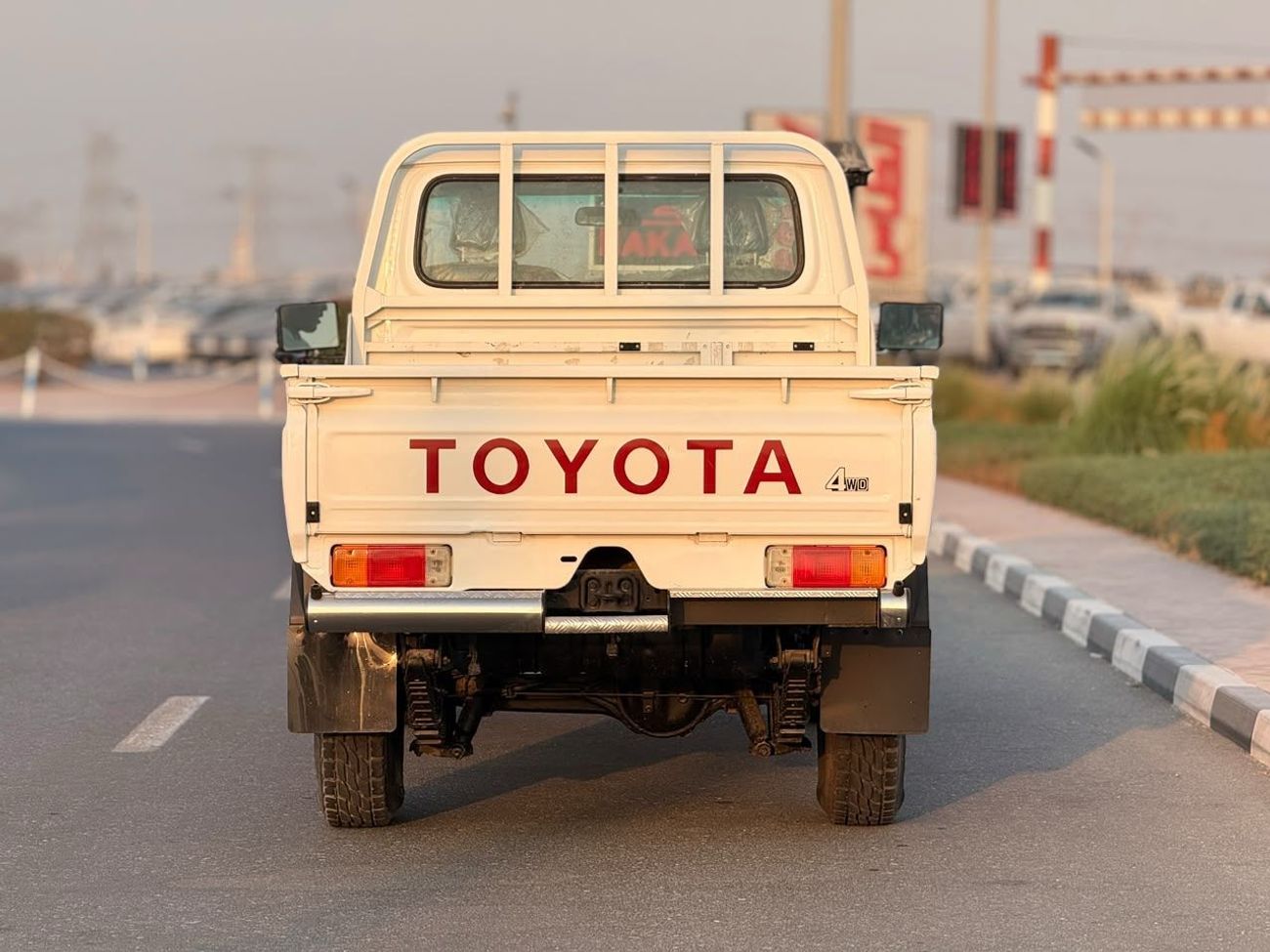 Toyota Land Cruiser Pick Up