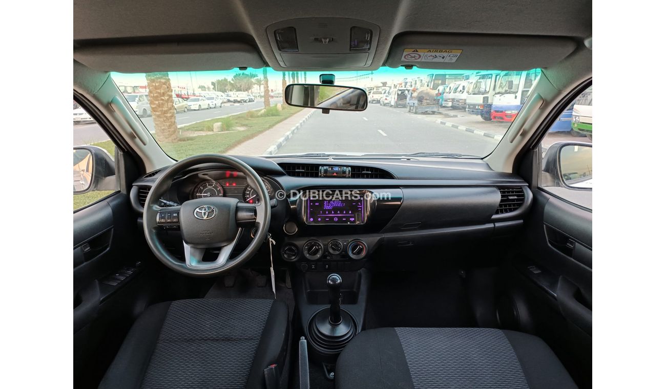 Toyota Hilux 2.4L Diesel / M/T EXCELLENT CONDITION (LOT # 79742)