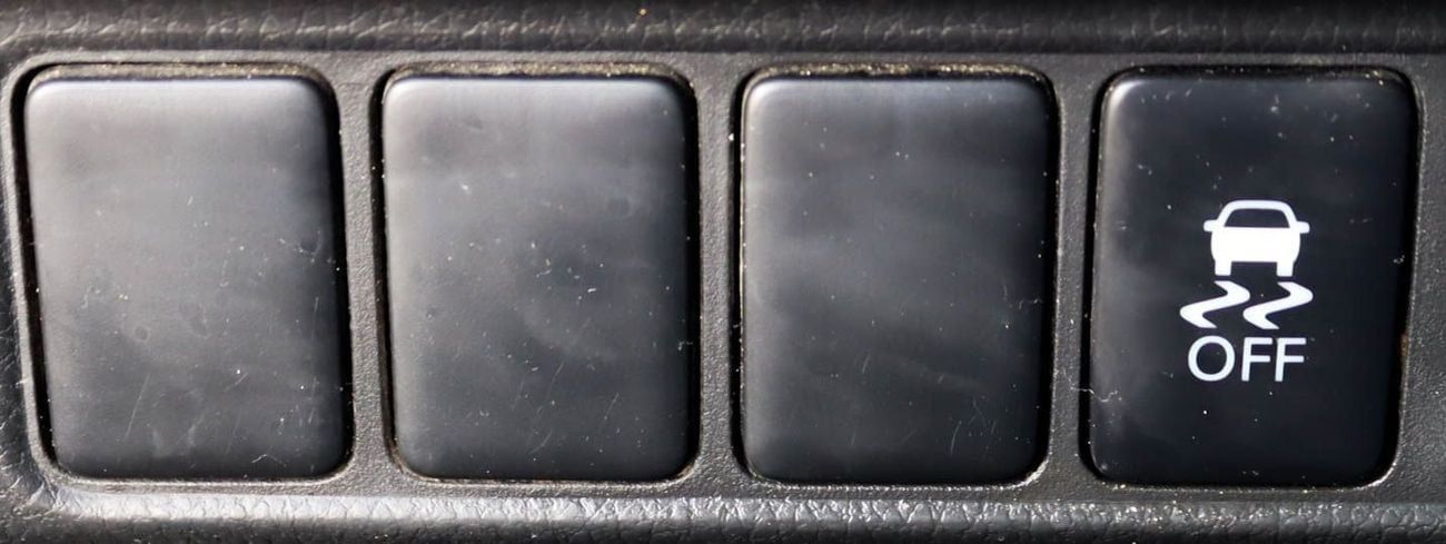 Mitsubishi L200 GL 2.5L Double Cab Utility RWD Mitsubishi L200 2.4L 2022 RWD GCC, accident-free, in excellent condit