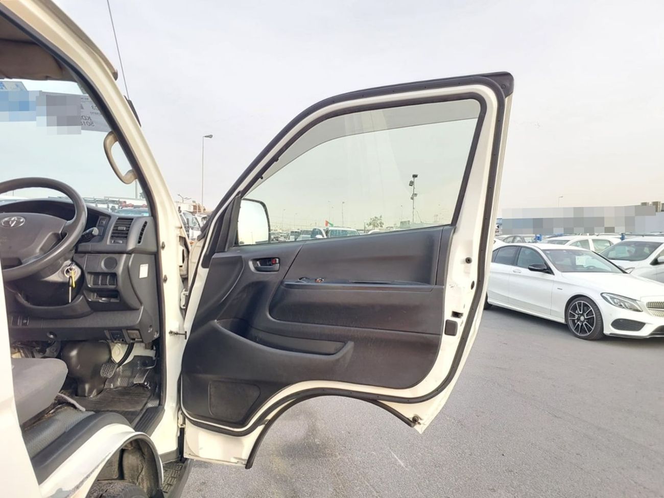 Toyota Hiace TOYOTA HIACE VAN RHD 2015 MODEL 3.0 L DIESEL MANUAL(PM18092)