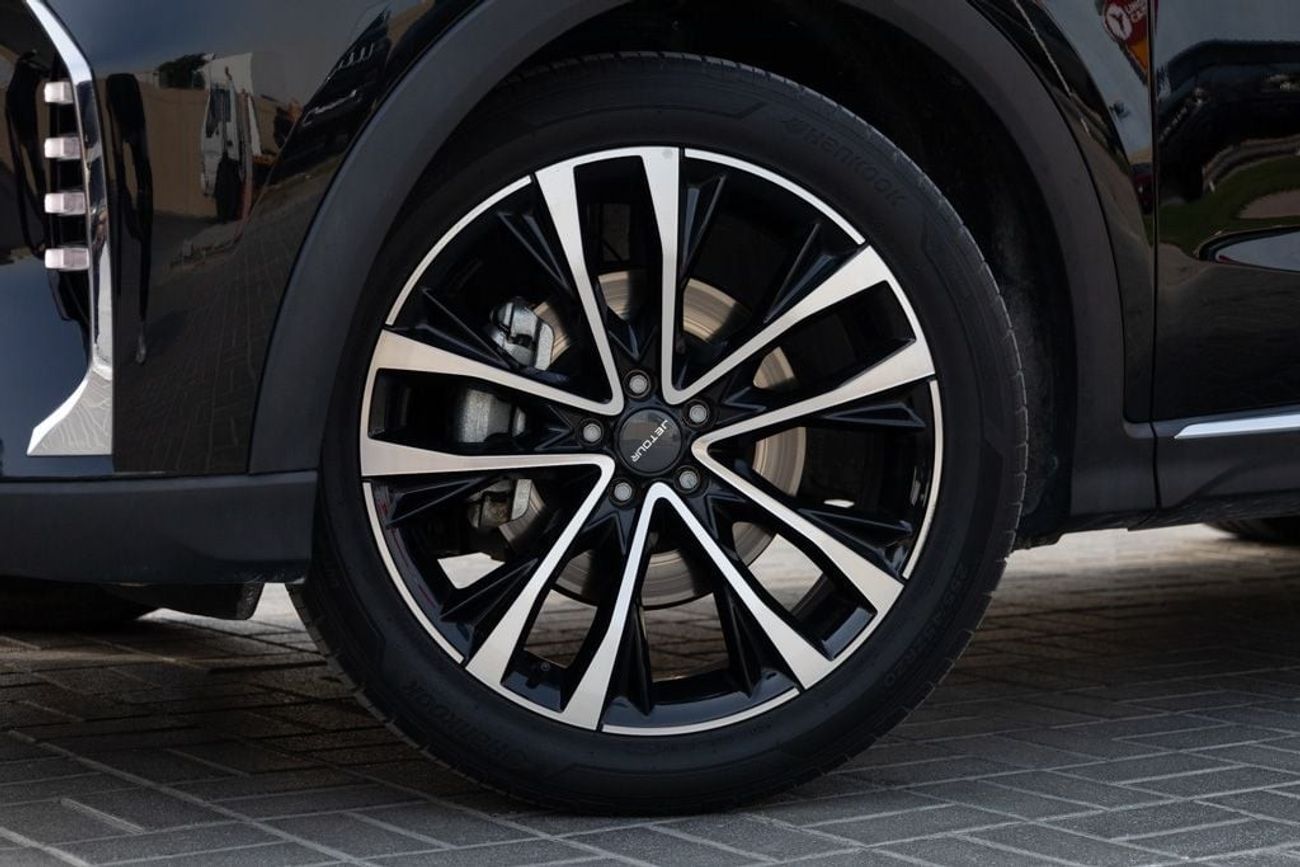 جيتور X70 بلس Jetour X70 Plus 2024 GCC under Agency Warranty with Flexible Down-Payment.