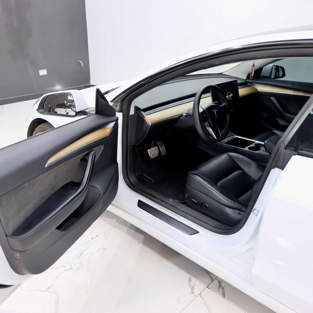 تسلا موديل 3 Performance (AWD)