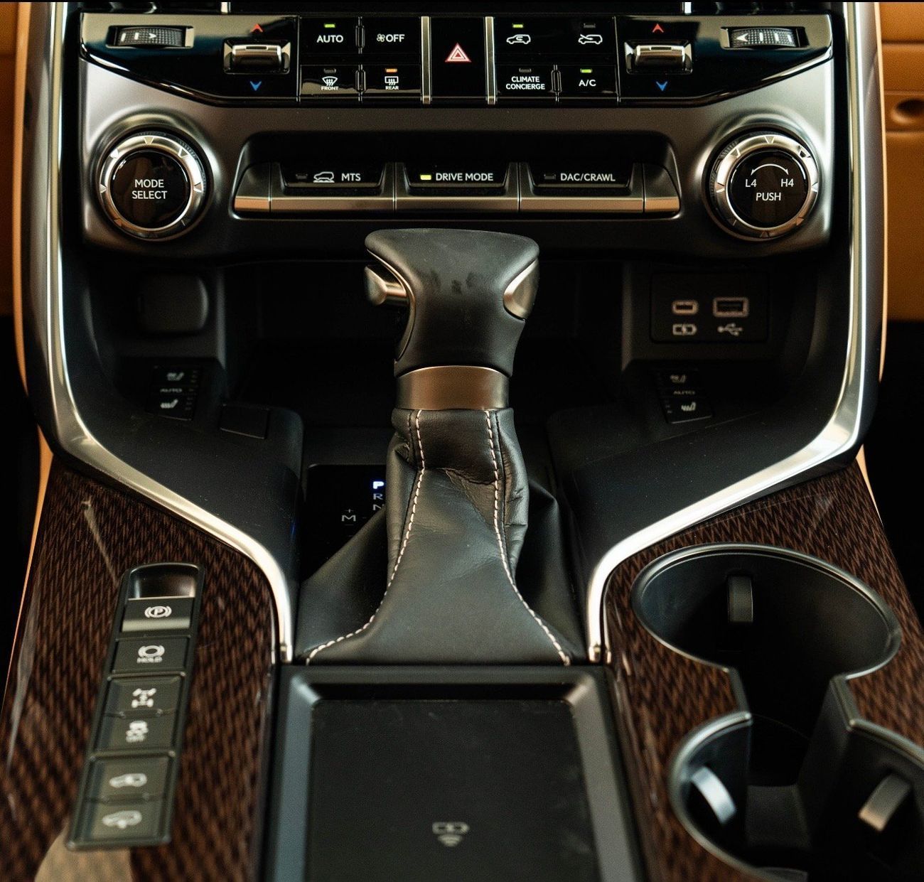 Lexus LX 600 Lexus LX 600 || 7 Str || 2025