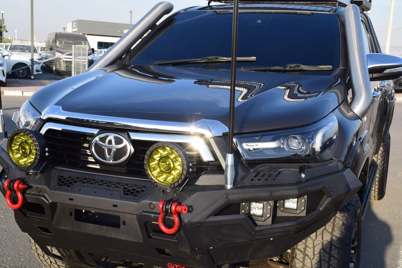 Toyota Hilux 4X4 (2.8L) DIESEL RIGHT HAND