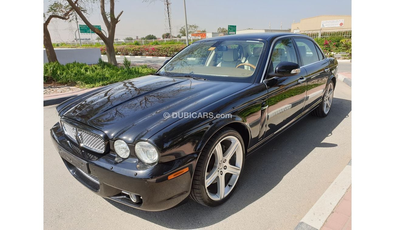 جاكوار XJ6 SOVEREIGN 2009 IMMACULATE CONDITION