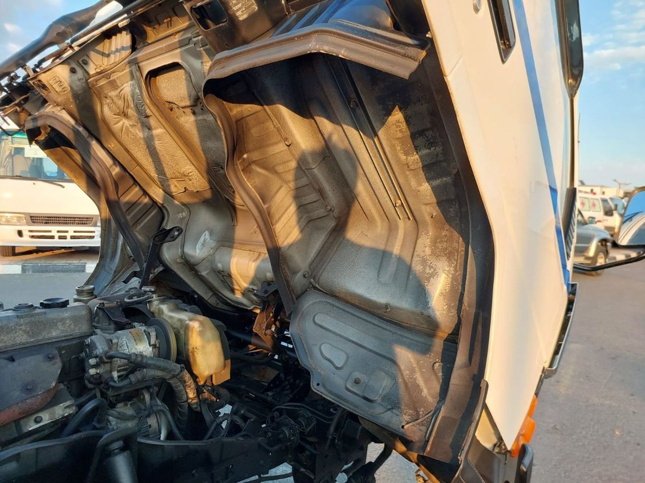 ميتسوبيشي فوسو كانتير MITSUBISHI CANTER TRUCK RHD 1989 MODEL 4.2 L DIESEL MANUAL(PM22881)