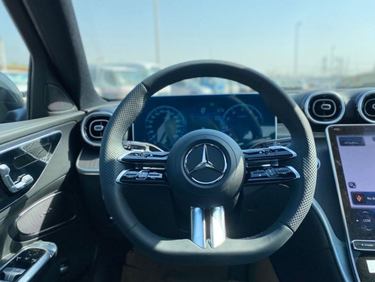 Mercedes-Benz C 200 1.5 AMG / BRAND NEW / ZRRO KM